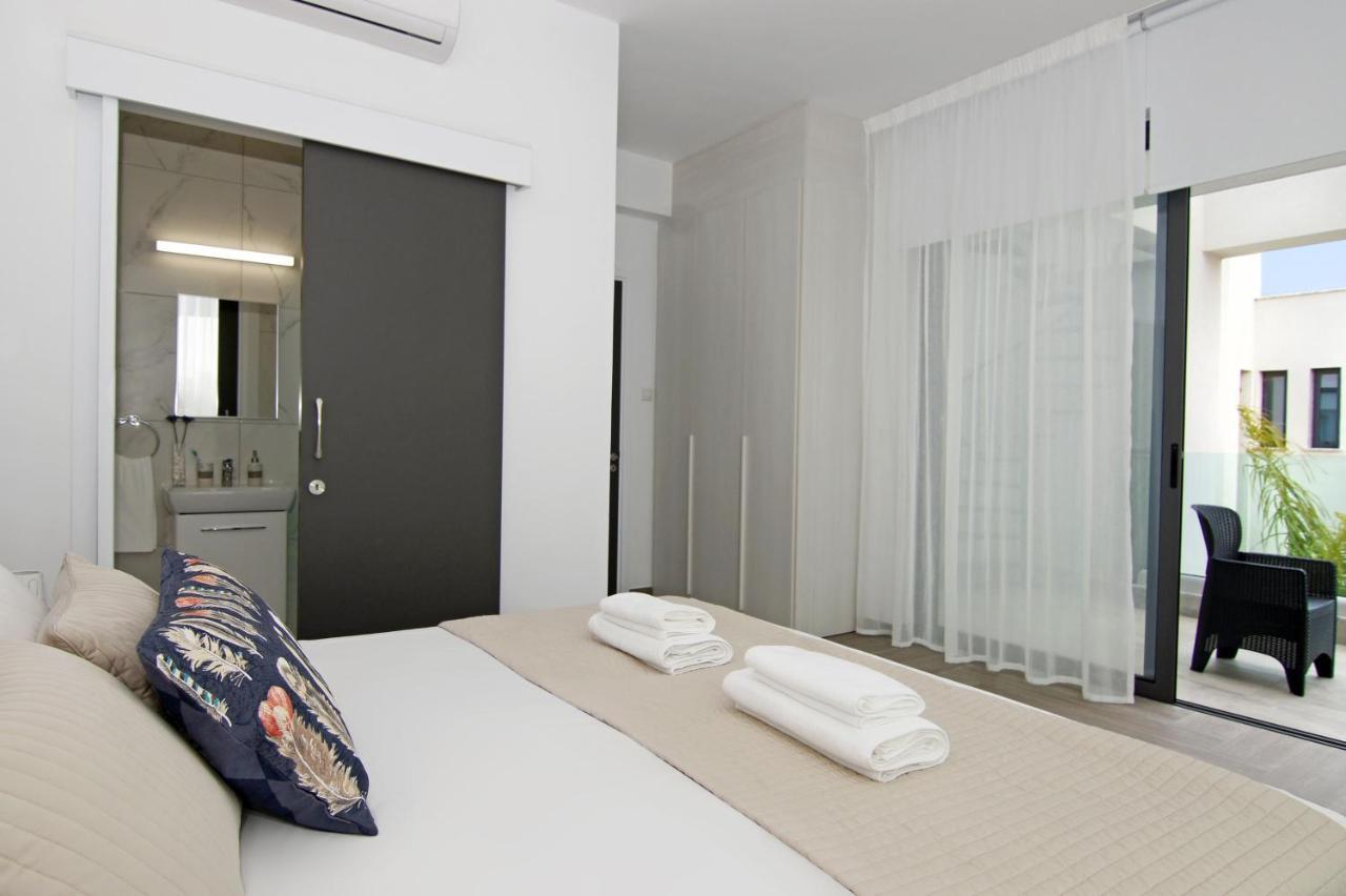 Villa Queen Eleanor Protaras Exterior foto